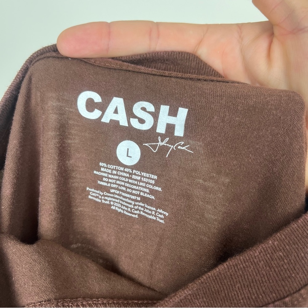 Johnny Cash Graphic T-Shirt size Large - Picture 3 of 3